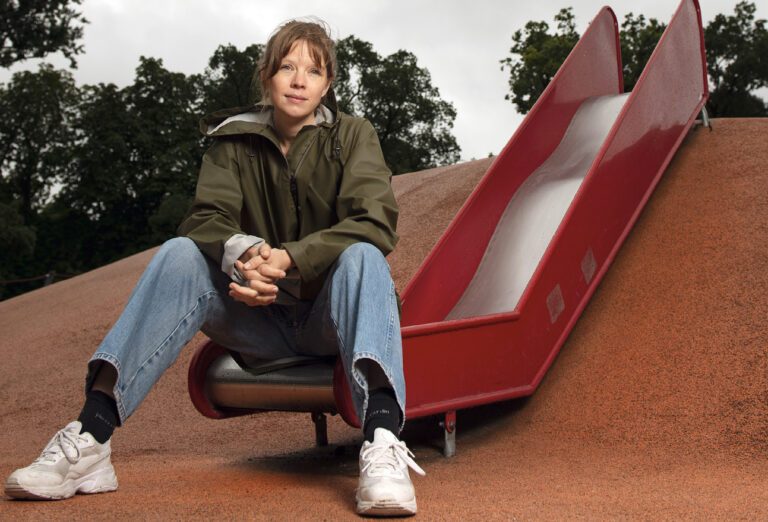 KarinHV210818_12_red-2 KarinHV210818_12_red-2